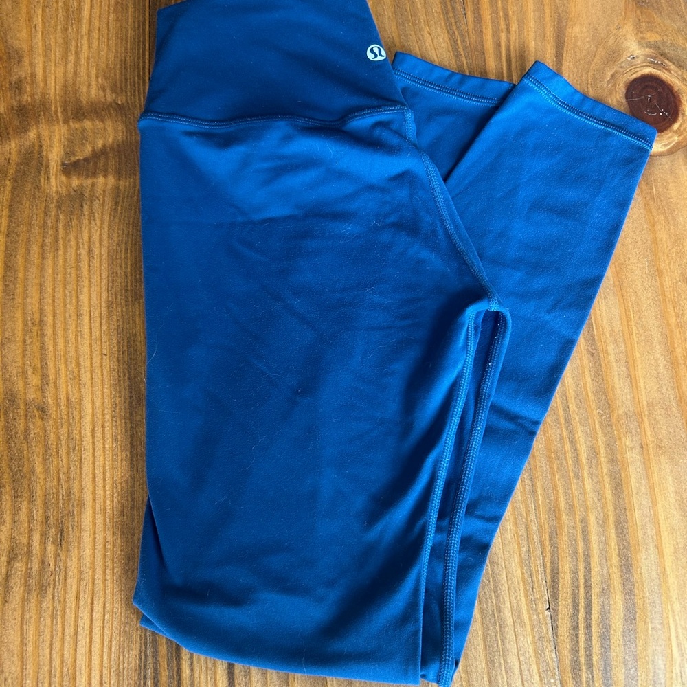 lululemon athletica blue leggings